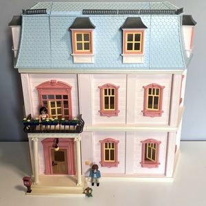 Playmobil dollhouse